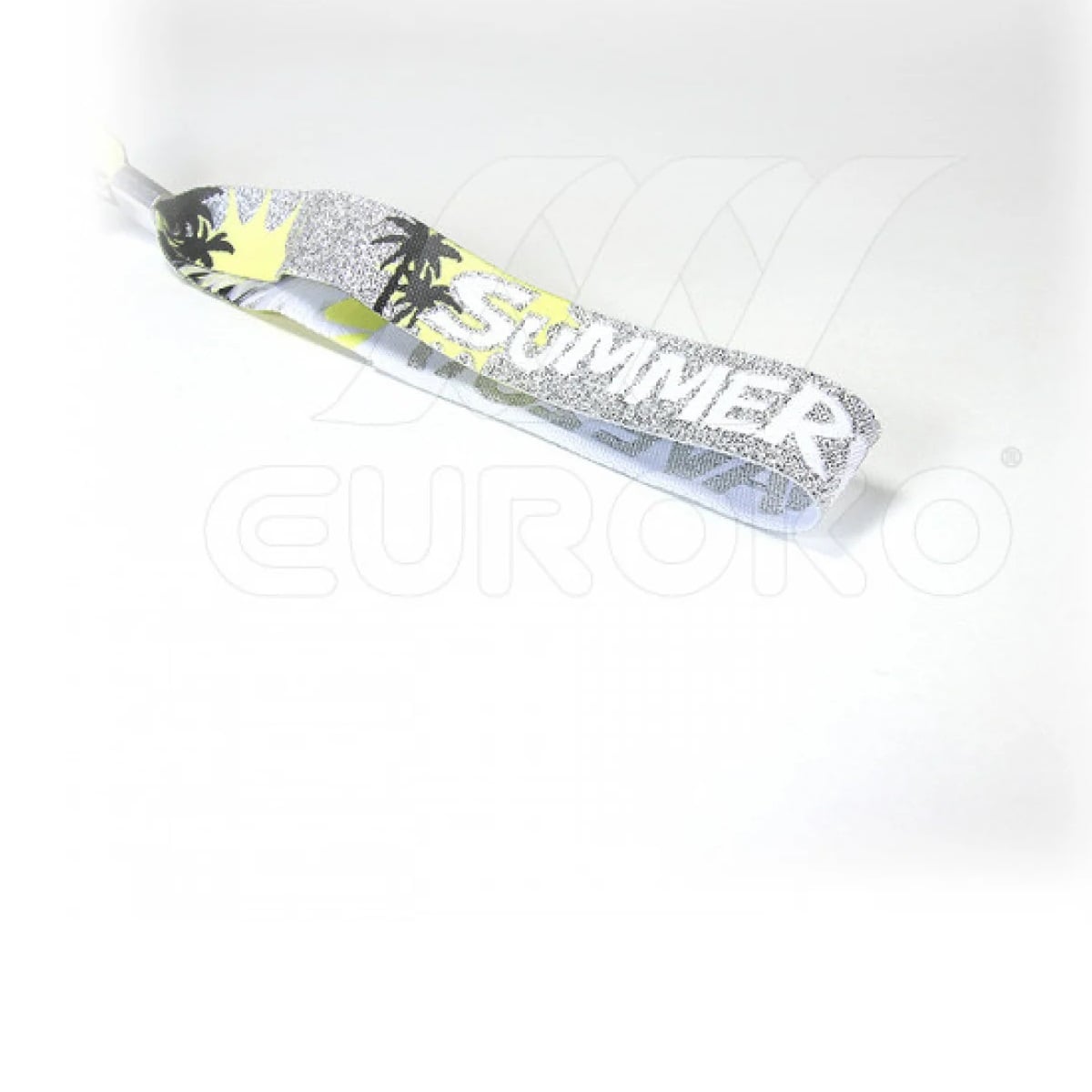 Tot 8 kleuren inclusief goud- en zilverdraden voor unieke designs.