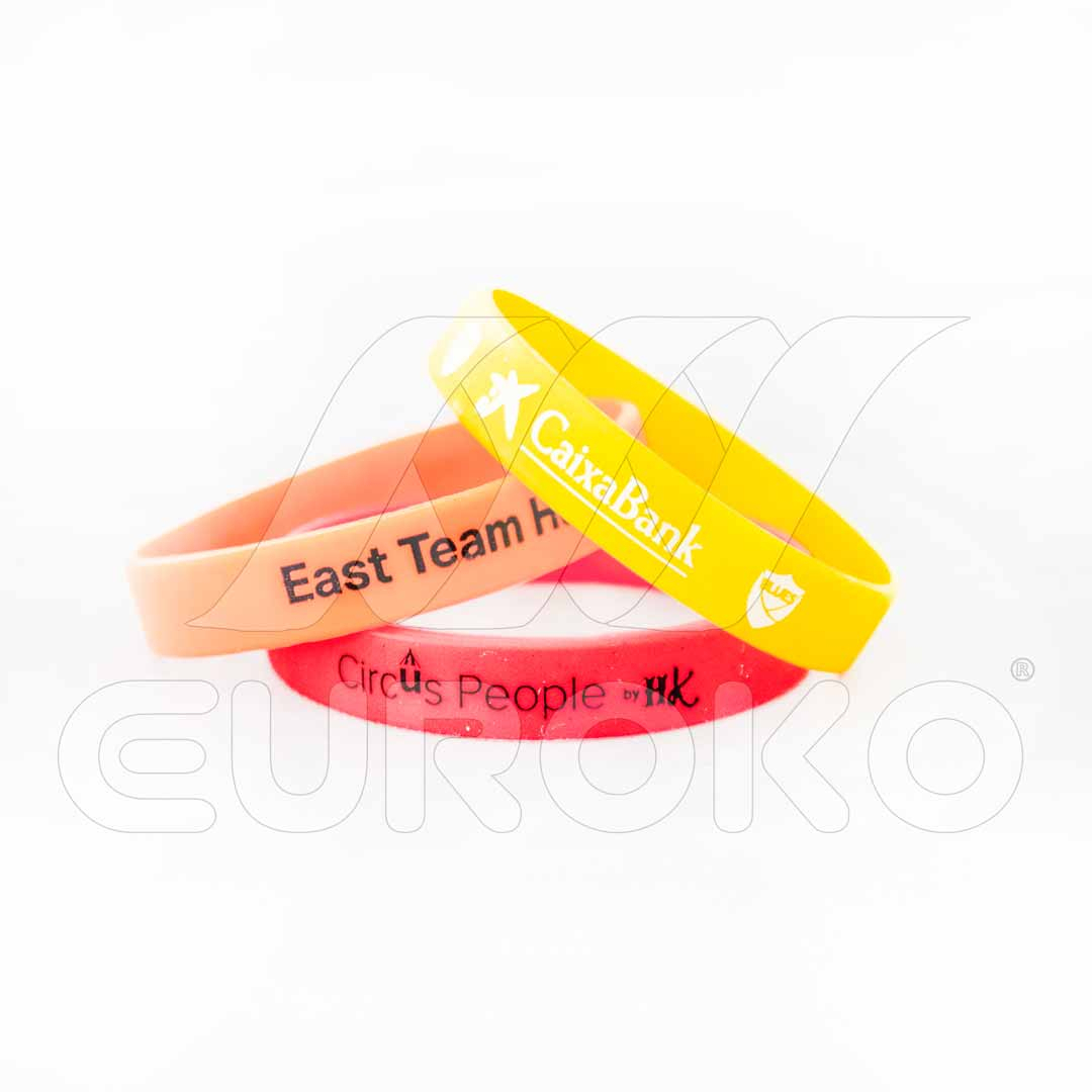 Personaliseer met uw logo en tekst in zwart of wit.