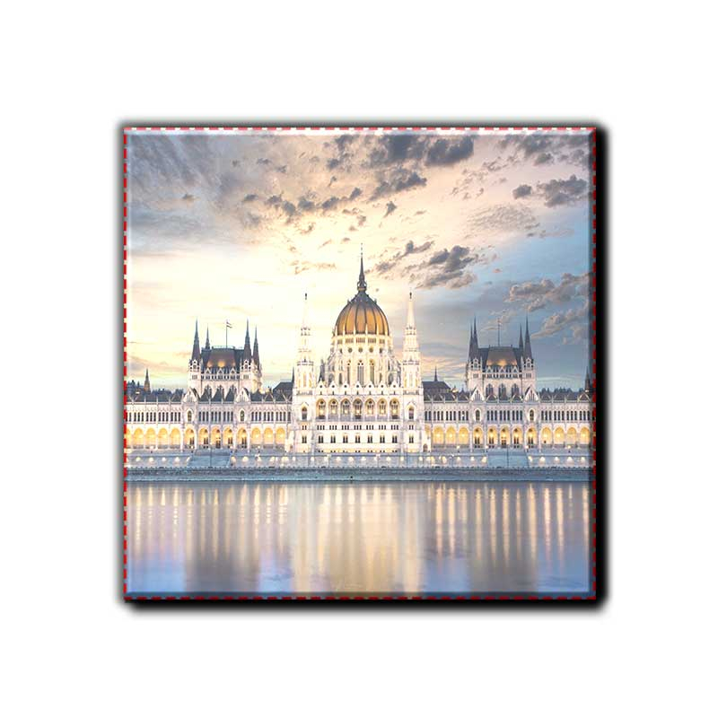 Perfecte vierkante afmetingen voor maximale impact op elk oppervlak.