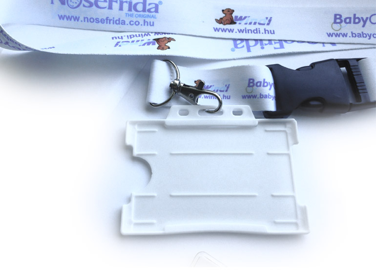 Compatibel met alle lanyards en direct leverbaar uit voorraad.